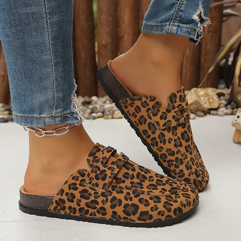 Slip On Mule Flat - Damskie klapki z panterkowym wzorem, wsuwane,