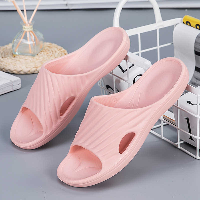 Women Shoes Types Name - Buty sportowe damskie z odkrytą piętą,