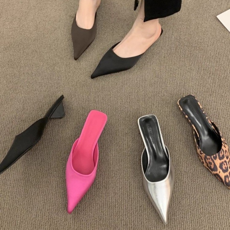 Mule Slip On - Nowe luksusowe klapki damskie z ostrym