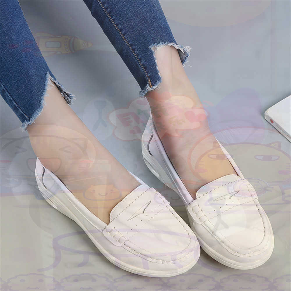 Women Shoes Types Name - Miękkie wsuwane buty damskie w dużych
