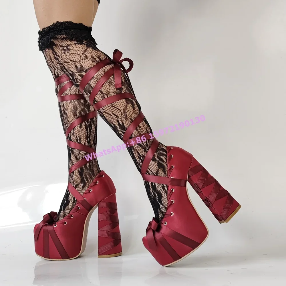 Czerwona satynowa wstążka Czół – Ribbon Tie Heel recenzja i cena