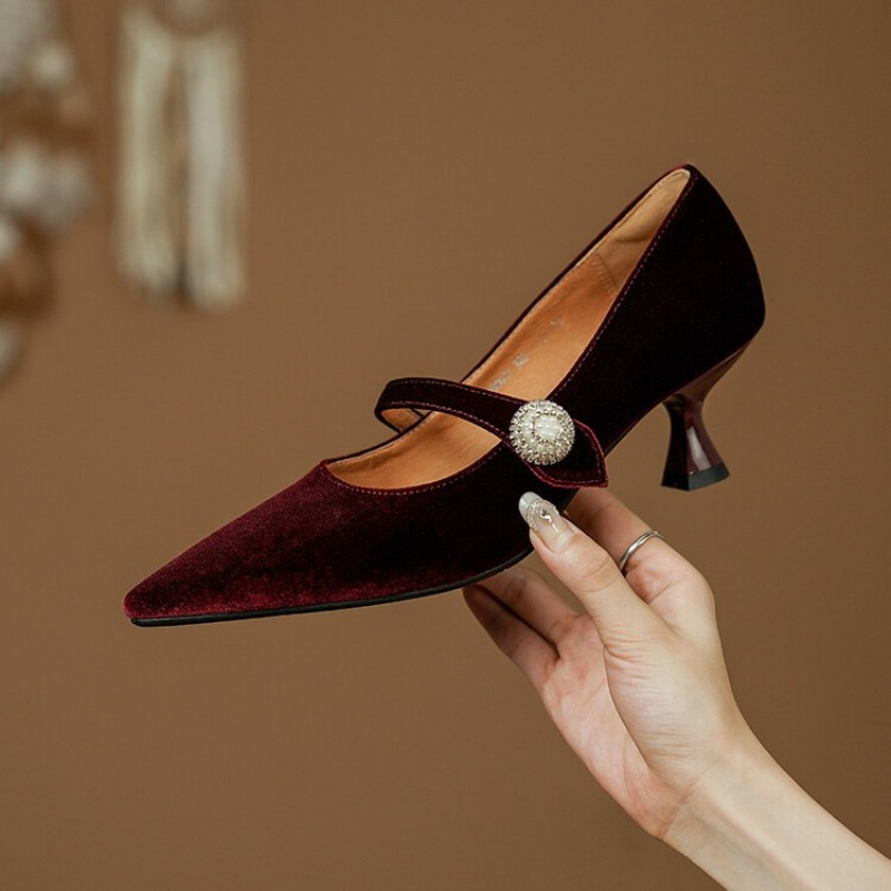 Czerwone szpilki Mary Jane z o – Women'S Heels recenzja i cena