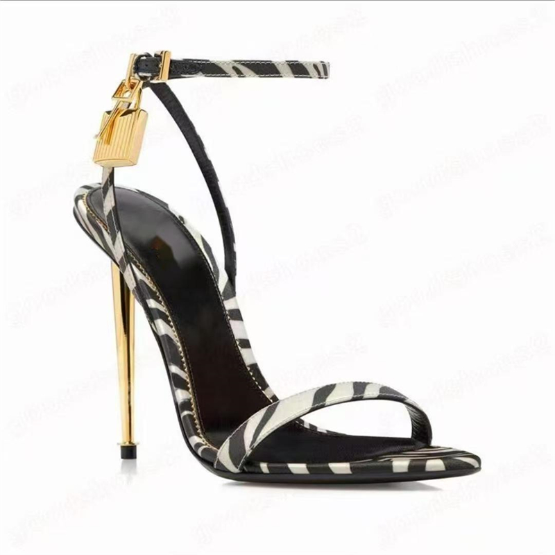 Sandały damskie z paskiem i kl – Platform Mule Heel recenzja i cena