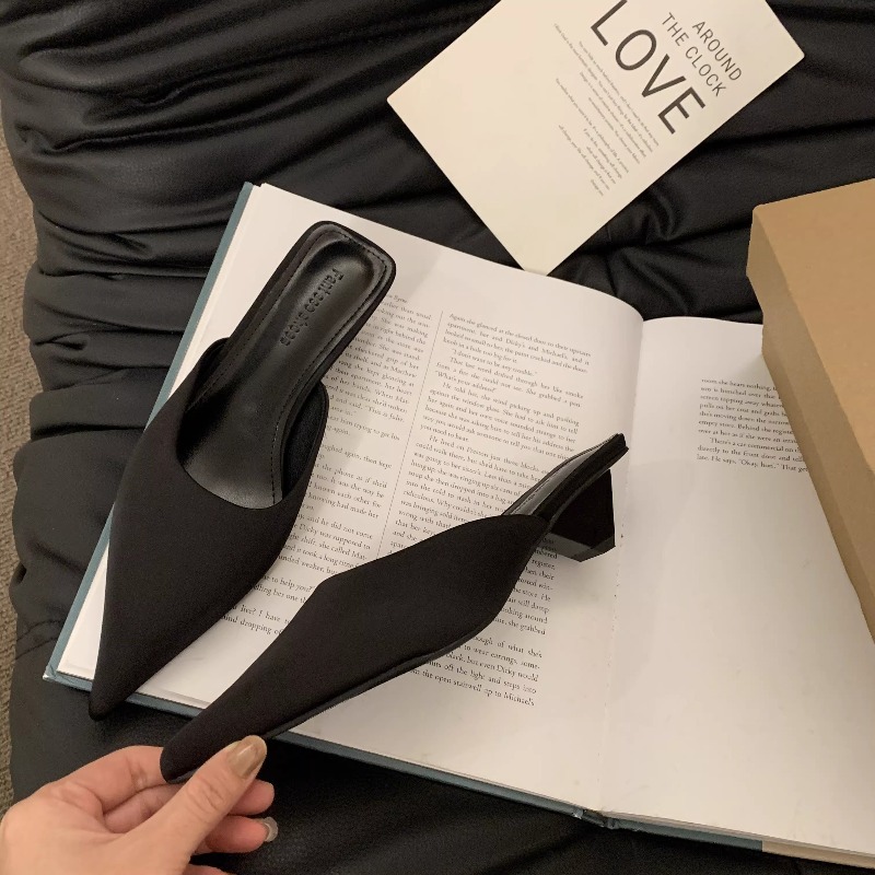 Nowe luksusowe klapki damskie  – Mule Slip On recenzja i cena