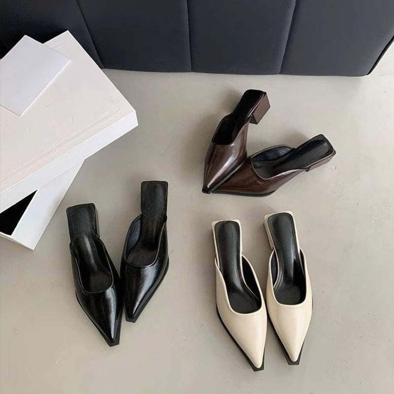 Nowe klapki na średnim obcasie – Mule Slip On recenzja i cena