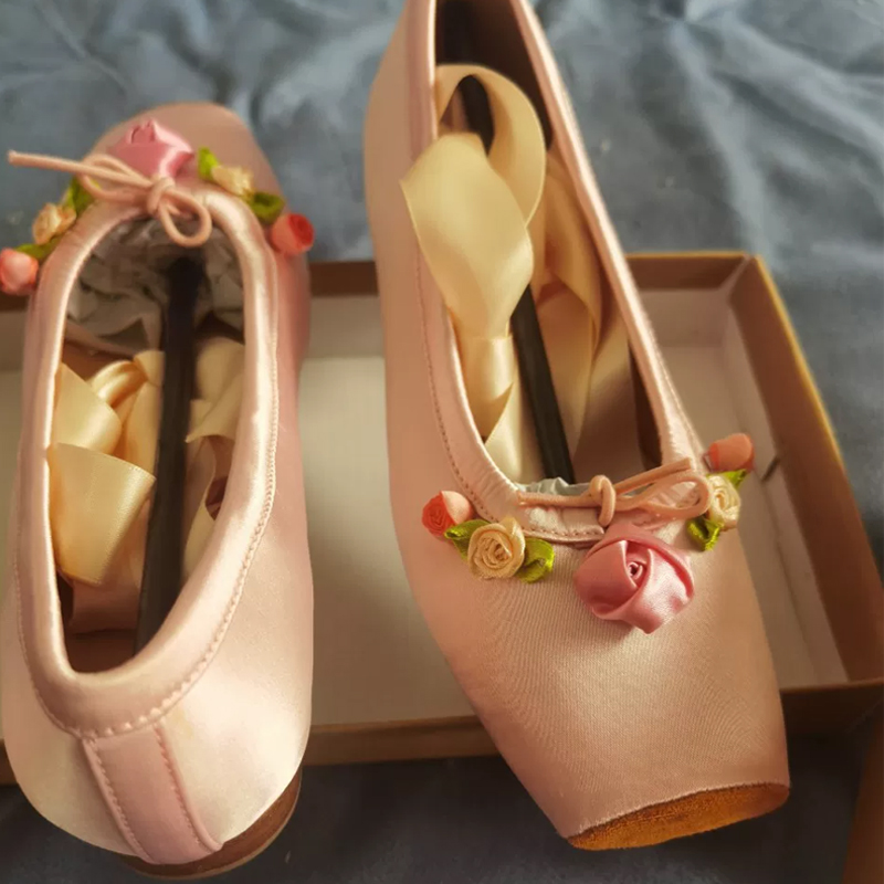 Damskie różowe satynowe baleri – Ribbon Tie Heel recenzja i cena