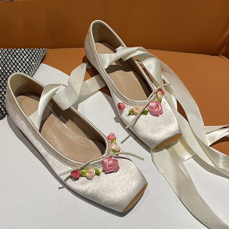 Damskie różowe satynowe baleri – Ribbon Tie Heel recenzja i cena