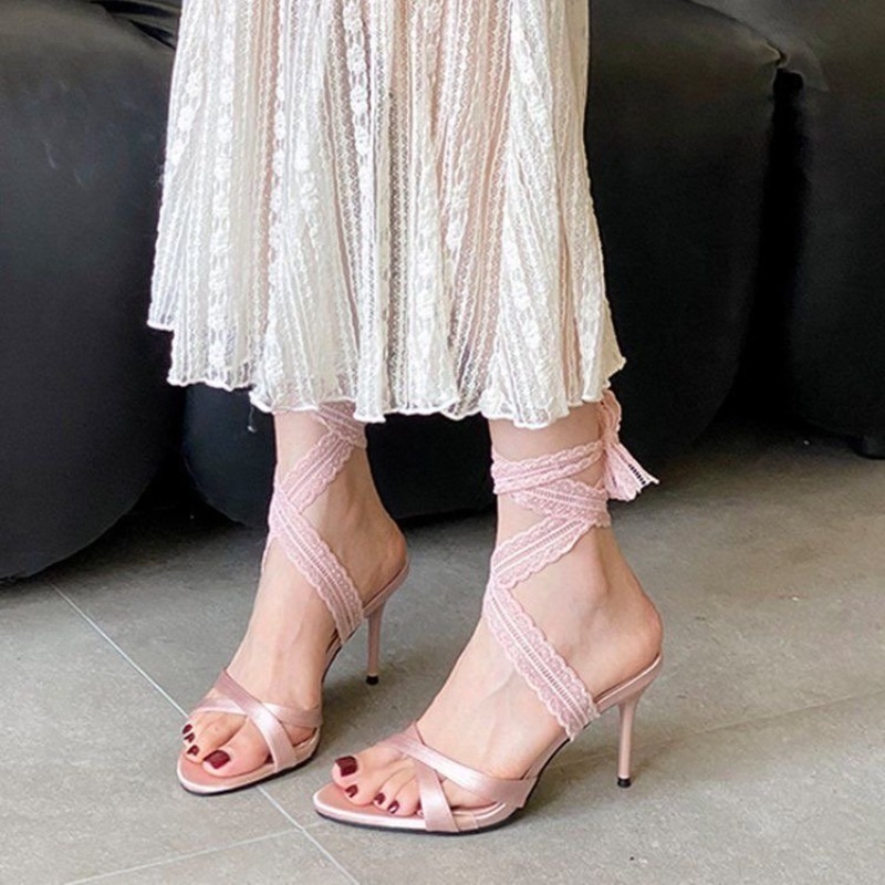 Eleganckie damskie sandały na  – Ribbon Tie Heel recenzja i cena