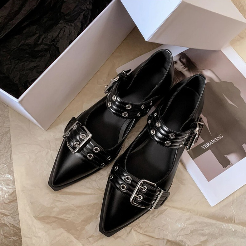 Damskie buty designerskie luks – Mule Slip On recenzja i cena